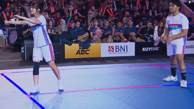 Duet badminton ganda campuran selebriti, Thariq Halilintar/Vonny Felicia
