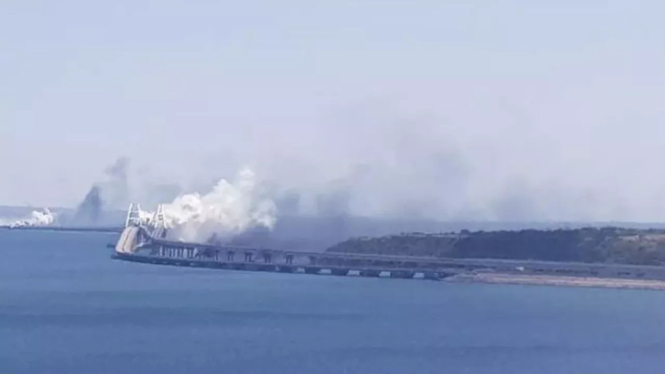 VIVA Militer: Ledakan di Jembatan Krimea