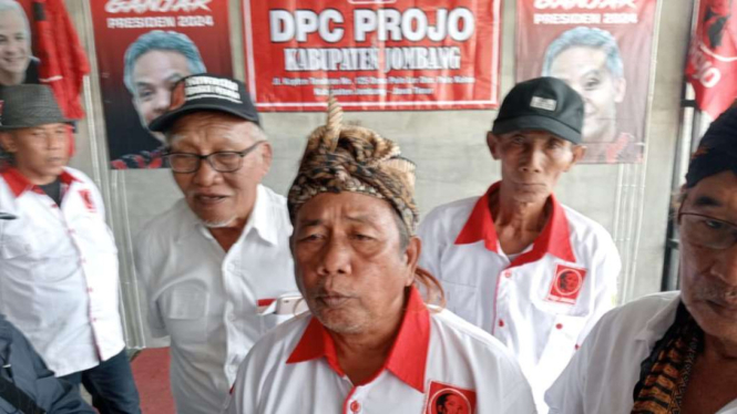 Sebanyak 29 Dewan Pimpinan Cabang Pro Jokowi (Projo) di Jawa Timur mendeklarasikan dukungan untuk memenangkan Ganjar Pranowo sebagai calon presiden di kantor DPC Projo Jombang, Sabtu, 12 Agustus 2023.