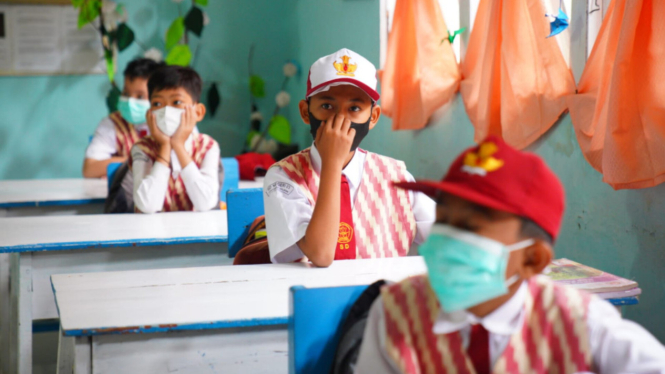 Pelajar di Pontianak diminta belajar dari rumah akibat kualitas udara yang buruk
