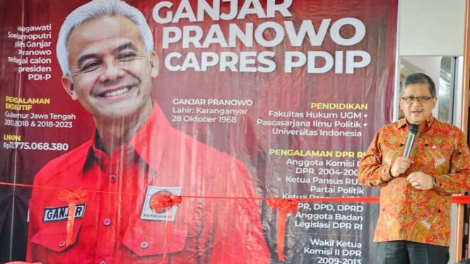 Hasto Kristiyanto Resmikan Posko Pemenangan Ganjar Pranowo di Pekanbaru Riau