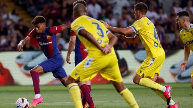 Lamine Yamal saat Barcelona vs Cadiz