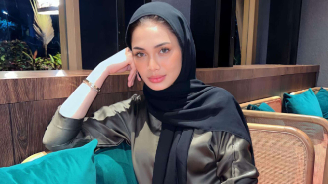 Potret Cantik Danisa Chairiyah, Mantan Istri Tengku Tezi Yang Juga ...