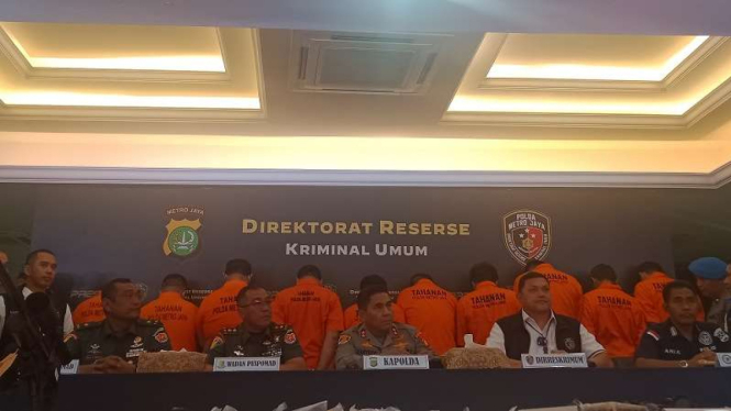 Kapolda Metro Jaya Irjen Karyoto merilis kasus senpi ilegal di Jakarta