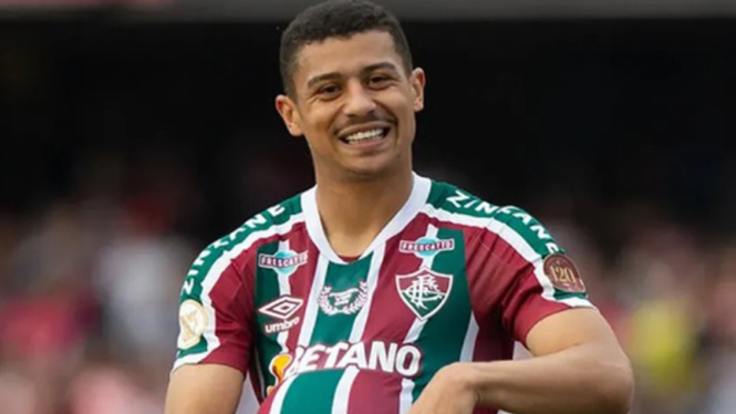 Gelandang Fluminense, Andre Trindade da Costa Neto