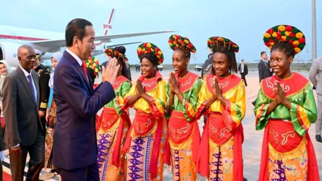 Presiden Joko Widodo (Jokowi) tiba di Mozambik