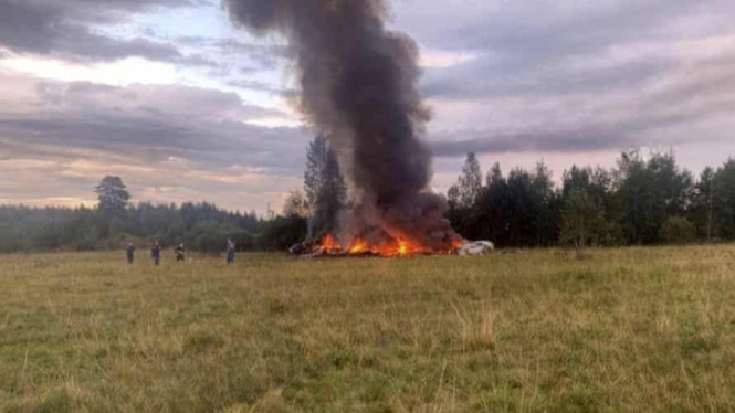 VIVA Militer: Jet pribadi bos tentara bayaran Rusia Yevgeny Prigozhin jatuh 