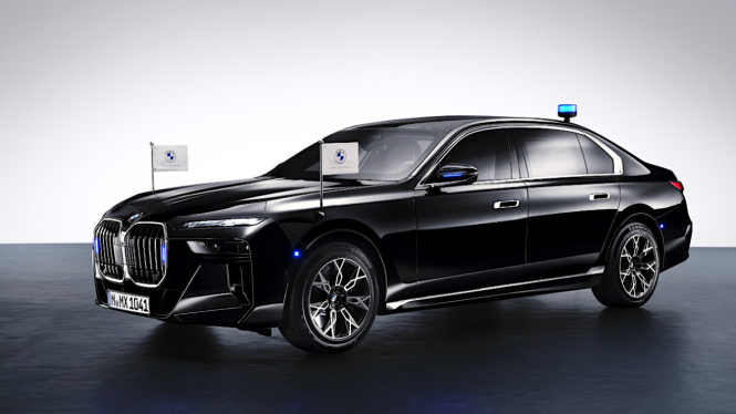 VIVA Otomotif: BMW i7 Protection