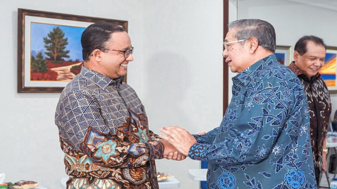 Anies Baswedan bertemu SBY saat peresmian Museum Galeri SBY-Ani di Pacitan