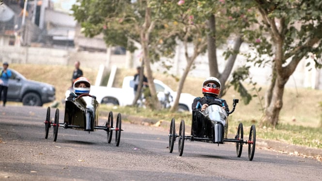 VIVA Otomotif: Lomba Kotak Peti Sabun