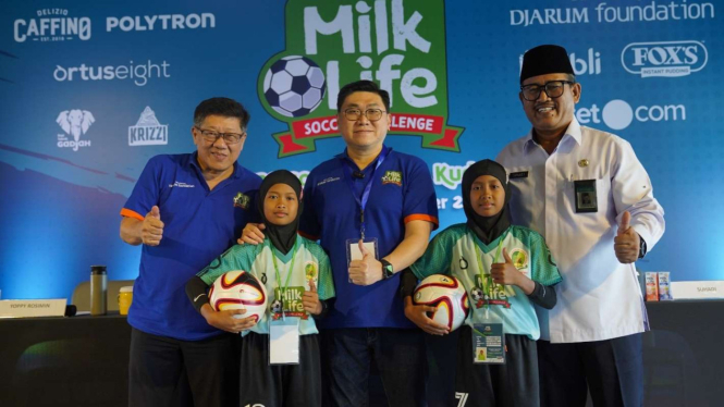 Konferensi pers MilkLife Soccer Challenge