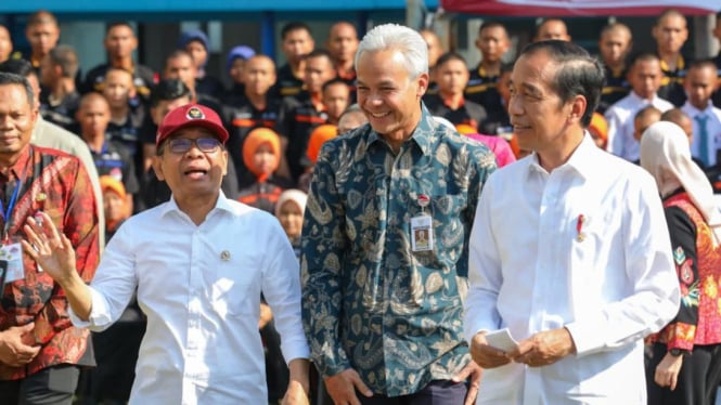 Gubernur Jawa Tengah Ganjar Pranowo saat mendampingi Presiden Jokowi