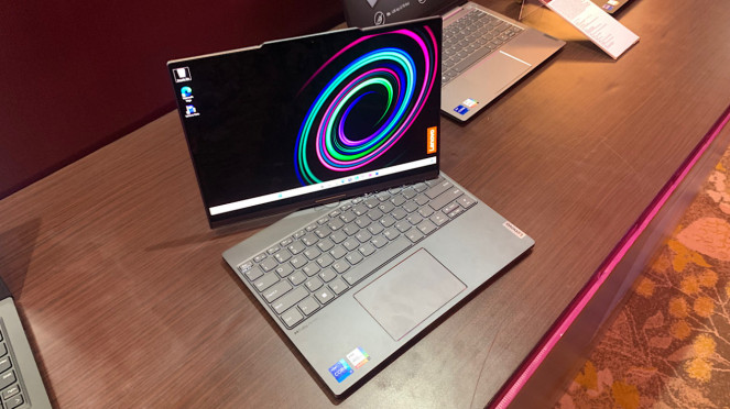 Lenovo ThinkBook Plus Twist.