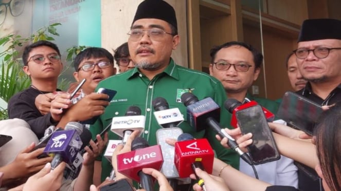 Wakil Ketua Umum DPP PKB Jazilul Fawaid bersama petinggi PKB.