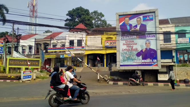 Baliho Anies-AHY di Depok, Jawa Barat