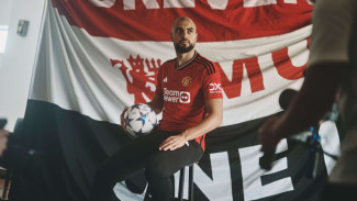 Erik ten Hag Pastikan Sofyan Amrabat Belum Siap Debut untuk MU