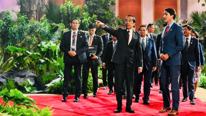 Prime Minister of Canada, Justin Trudeau with Indonesian President Joko Widodo