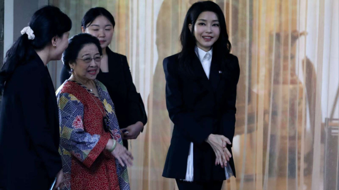 Megawati dan Ibu Negara Korsel Kim Keon Hee, di Istana Batu Tulis Bogor
