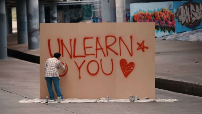 Lirik lagu Unlearn You by Keenan Te