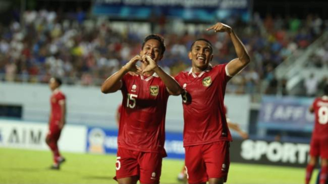 Pemain Timnas Indonesia merayakan gol ke gawang Taiawan