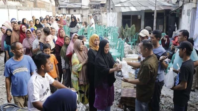 Bazar sembako murah digelar di Jakarta Barat