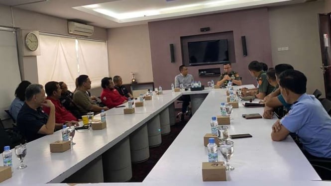 Karo Humas Setjen Kemenhan RI Brigjen TNI Edwin Adrian kunjungi kantor VIVA