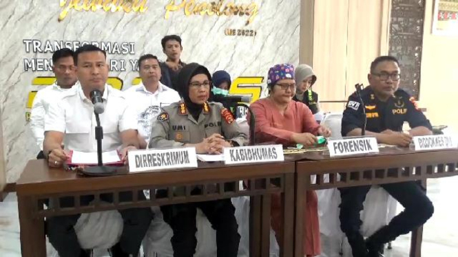Polda Lampung menggelar konferensi pers kasus mayat tanpa kepala