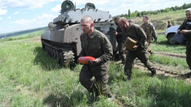 VIVA Militer: Tentara Ukraina jadi tahanan militer Rusia