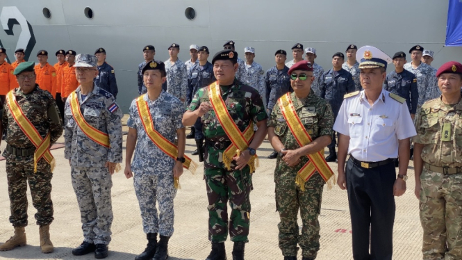 Panglima TNI Laksamana Yudo Margono bersama sejumlah petinggi militer ASEAN