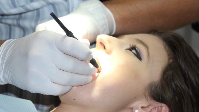 Ilustrasi perawatan gigi