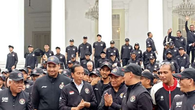 Presiden Jokowi dan Menpora Dito Ariotedjo melepas kontingen Asian Games 2022