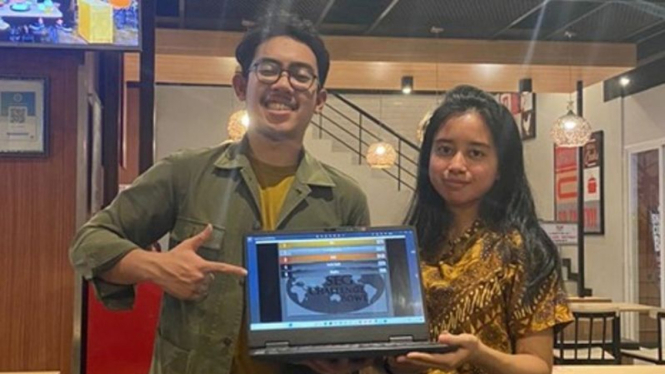 Mahasiswa UI Cecilia Patra Dewanty (Geofisika UI 2019) dan Kevinsyah Aulia Lubis