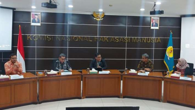 Komnas HAM saat menggelar konferensi pers terkait rekomendasi penanganan konflik Rempang di Kantor Komnas HAM, Jakarta Pusat, Jumat, 22 September 2023.