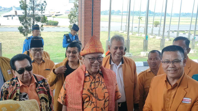 Ketua Umum Partai Hanura, Oesman Sapta Odang di Palembang Sumsel