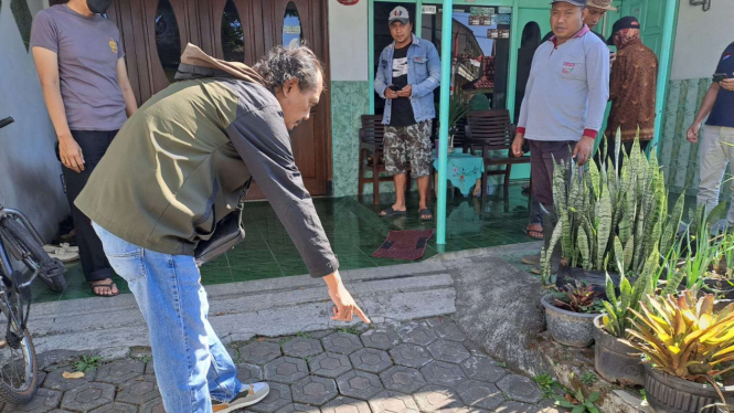 TKP penusukan istri siri di Kota Batu