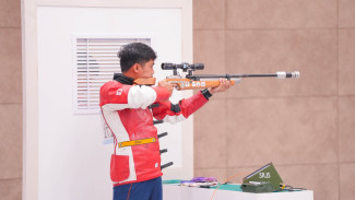 Emas Pertama Asian Games untuk Masyarakat dan Kado Ulang Tahun Menpora Dito