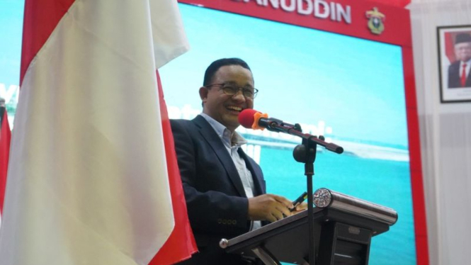 Anies Baswedan saat berkunjung ke Universitas Hasanuddin Makassar.