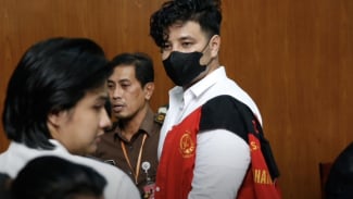 Pakai Aplikasi Buat Edarkan Narkoba, Ammar Zoni Pegang HP di Penjara?