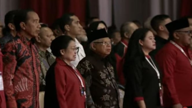 Presiden Jokowi dan Ketum PDIP Megawati Soekarnoputri di Rakernas PDIP.