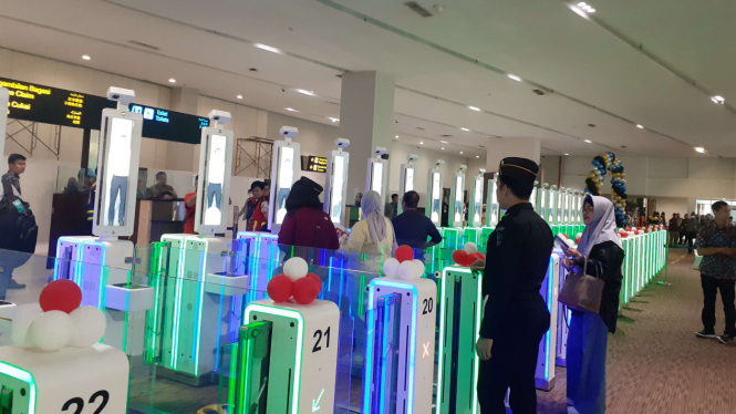 Sistem auto gate di Bandara Soekarno Hatta