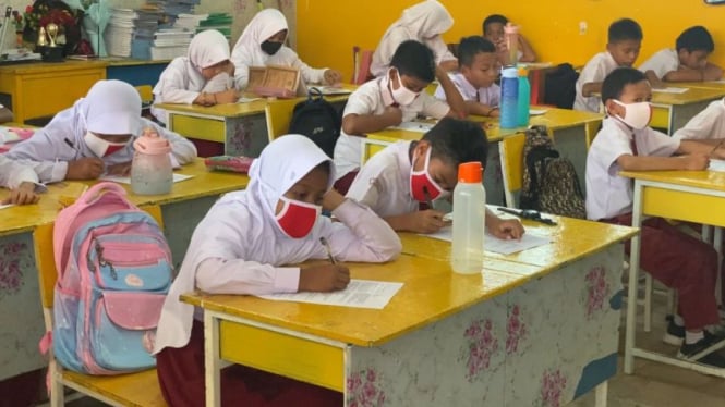 Kualitas Udara di Pekanbaru Kian Memburuk, Pelajar Dianjurkan Pakai Masker