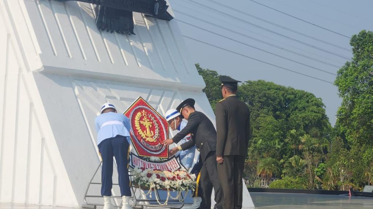 Foto Jelang HUT TNI Besok, Laksamana Yudo Margono Pimpin Ziarah Ke ...