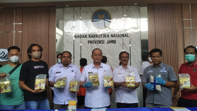 BNN Provinsi Jambi tangkap kurir 10 Kg sabu-sabu