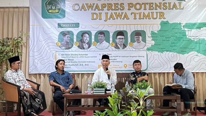 Diskusi publik cawapres potensial di Jawa Timur