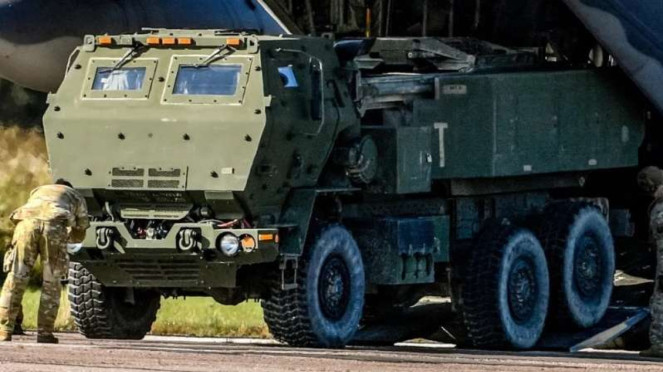 VIVA Militer: M142 HIMARS kiriman Amerika Serikat (AS) buat Ukraina