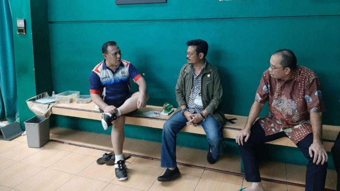 Syahrul Yasin Limpo Temui Ketua KPK Firli Bahuri Lagi Main Badminton