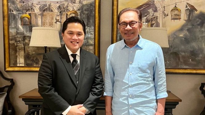 Menteri BUMN Erick Thohir bersama PM Malaysia Dato Seri Anwar Ibrahim