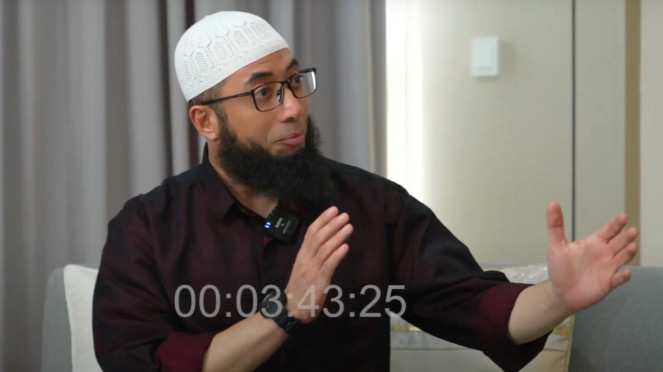 Ustadz Khalid Basalamah