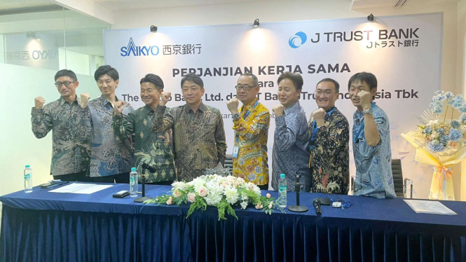 PT Bank J Trust Indonesia Tbk (J Trust Bank) meneken MoU dengan The Saikyo Bank, Ltd. (Saikyo Bank).