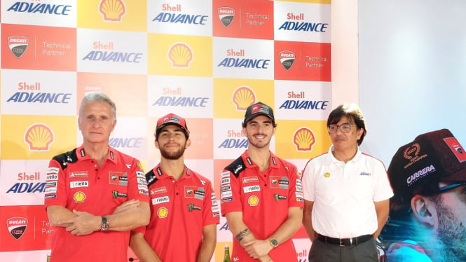 Pelumas Shell Advance dengan Tim Ducati Corse